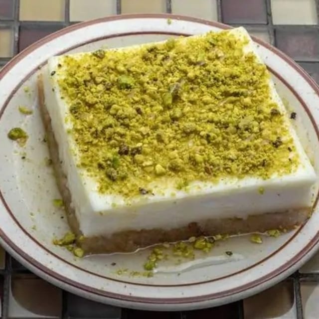 Aish Elsaraya.